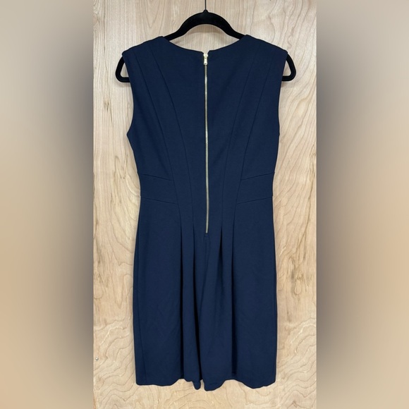 LAUREN RALPH LAUREN SLEEVELESS SLIM FIT PONTE SHEATH DRESS NAVY BLUE SIZE 8 - Picture 4 of 9